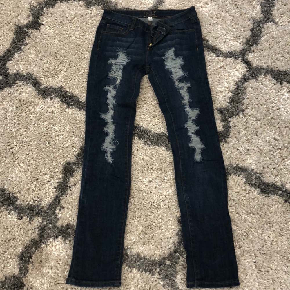DARK WASH DESTROYED SKINNY JEANS